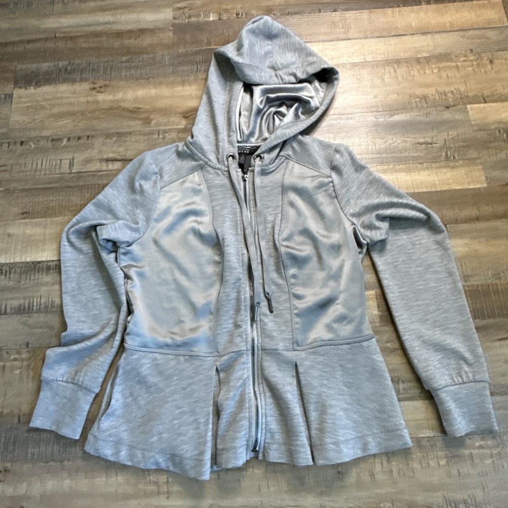 WHITE HOUSE BLACK MARKET WKND SILVER COAT WITH HOOD Sz S